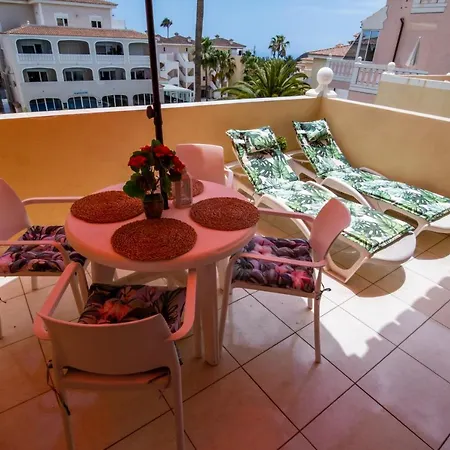 Julia Apartment