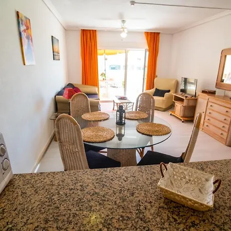 Julia شقة Chayofa